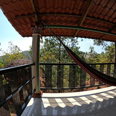 Hotel Y Restaurante Las Margaritas Perquín Стая снимка