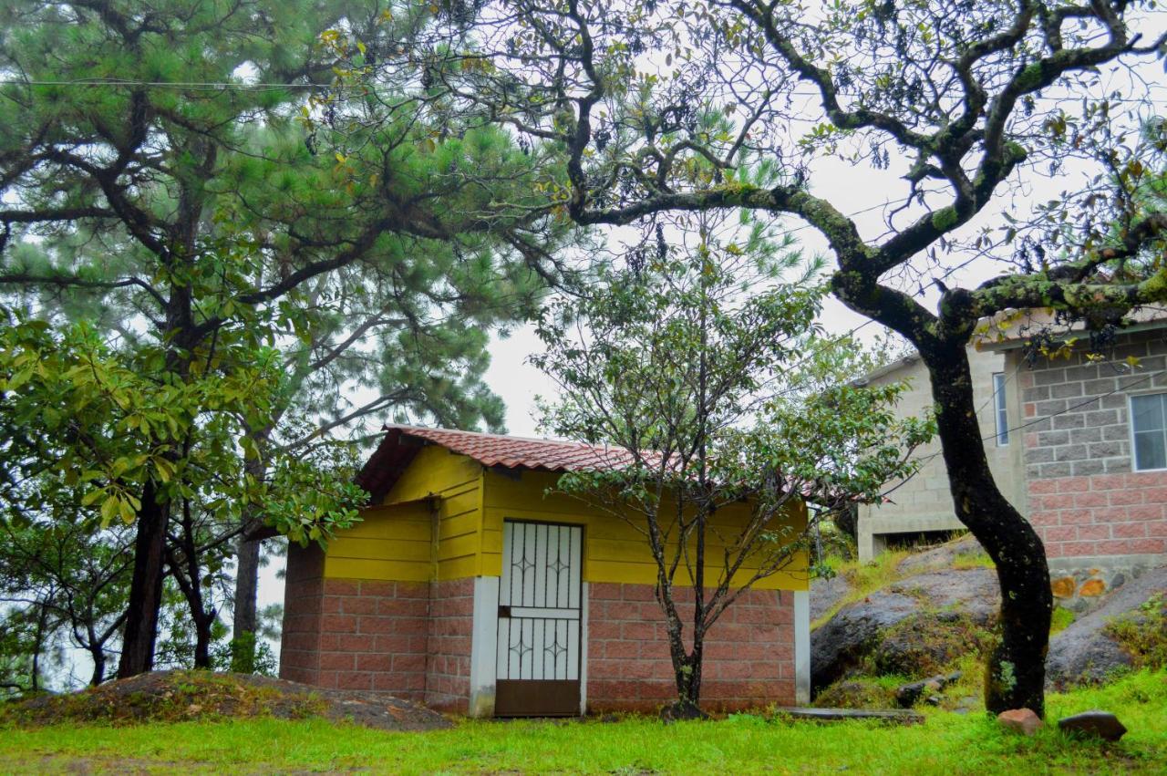 Hotel Y Restaurante Las Margaritas Perquín Стая снимка