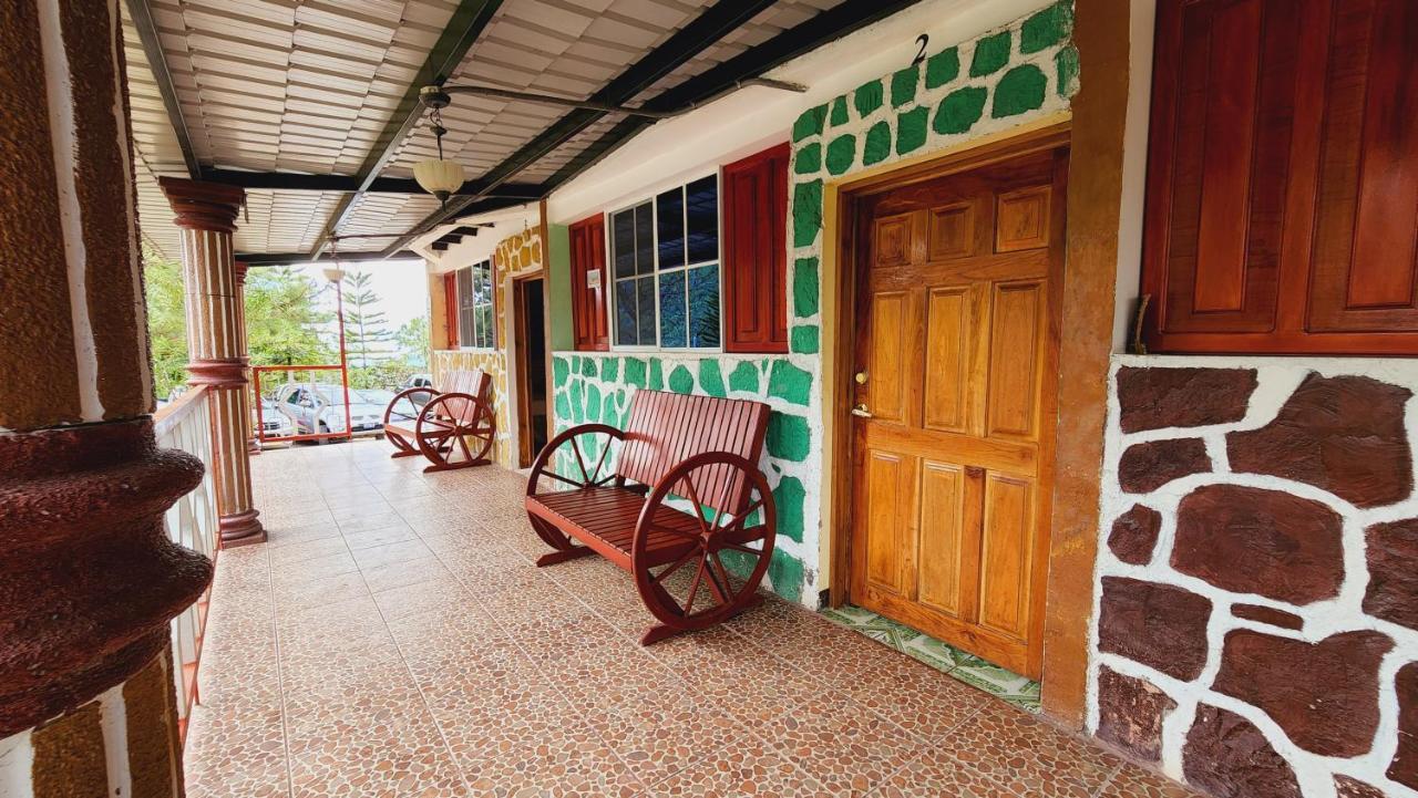 Hotel Y Restaurante Las Margaritas Perquín Екстериор снимка