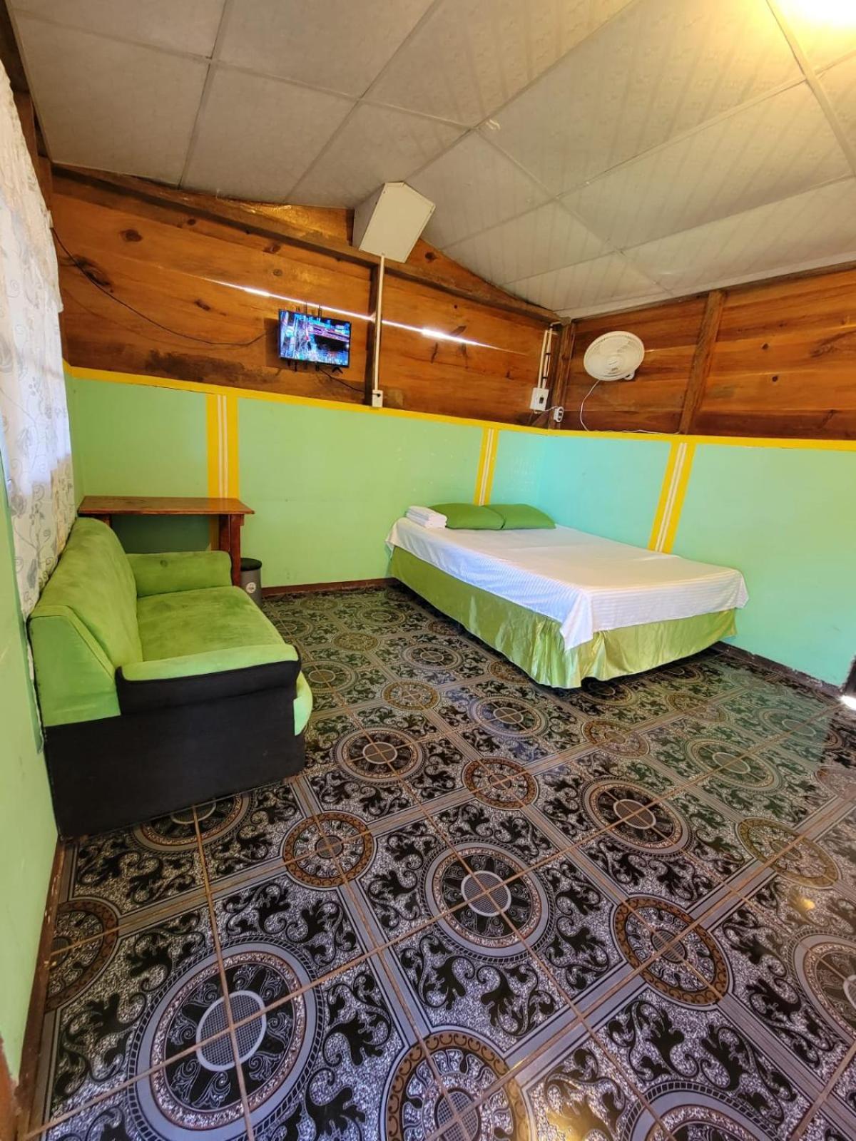 Hotel Y Restaurante Las Margaritas Perquín Стая снимка